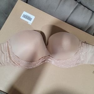 Strapless Victoria's secret 36DD body by victoria